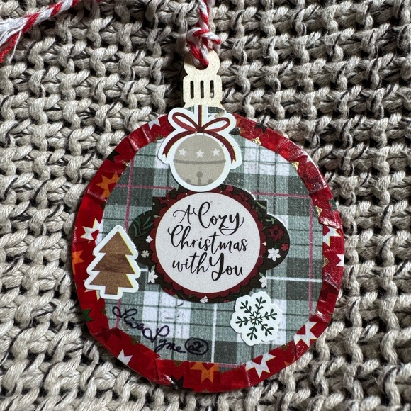 A set of (4) new 2.75x2.75” handmade unique wooden Xmas Tree Ornaments $32 - Picture 9 of 16